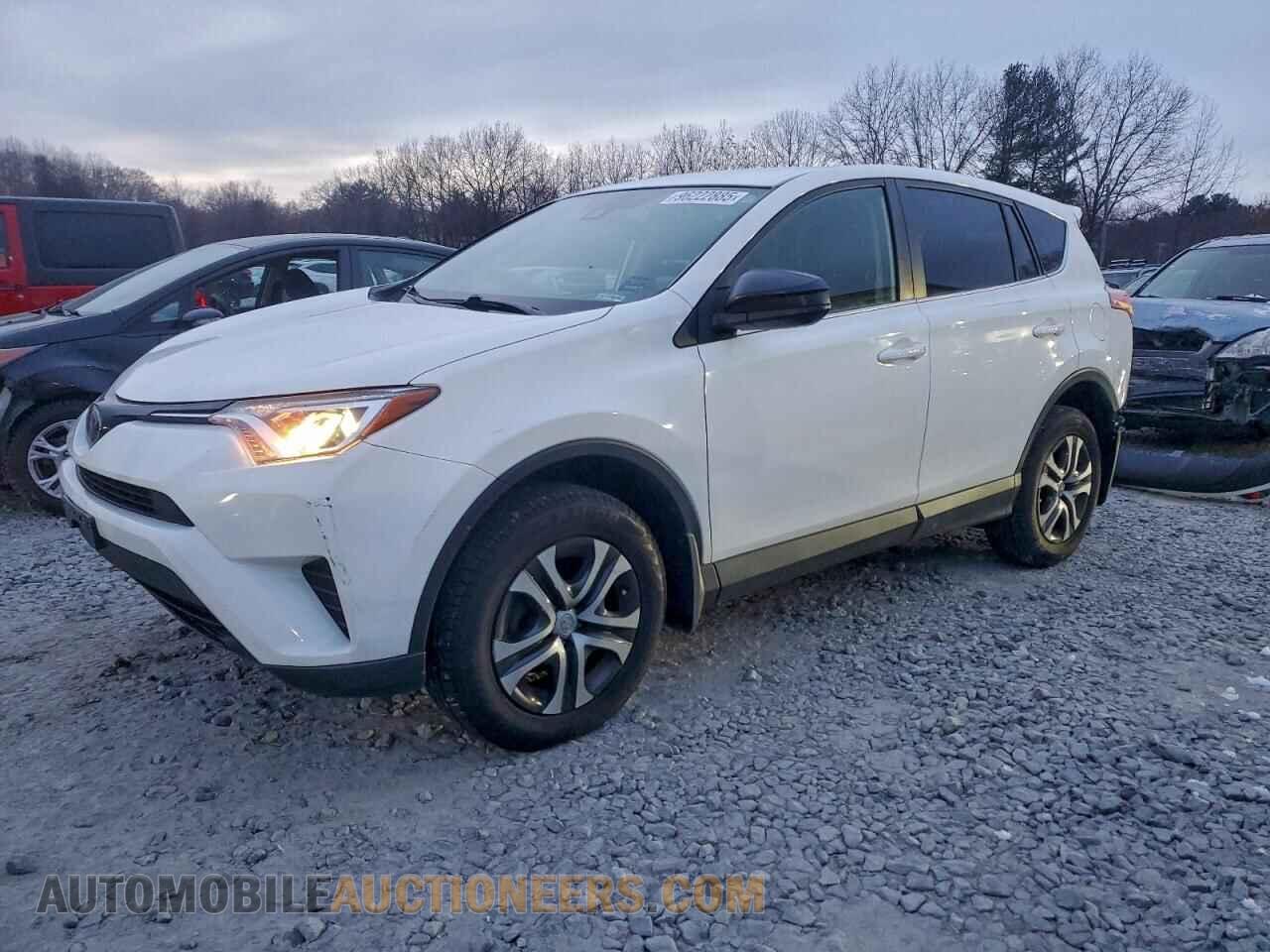 JTMBFREV0JD250672 TOYOTA RAV4 2018