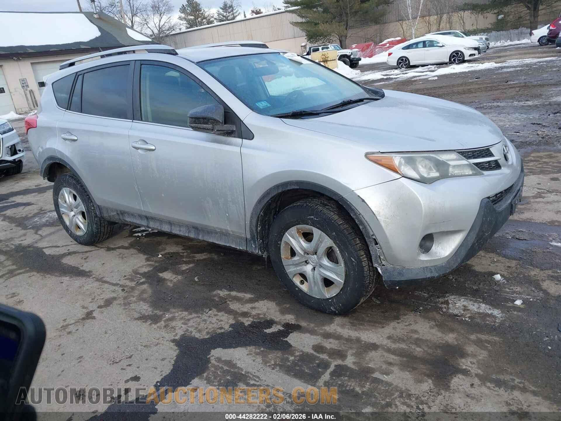 JTMBFREV1FJ019675 TOYOTA RAV4 2015