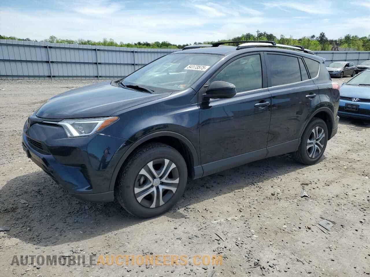 JTMBFREV1HD219960 TOYOTA RAV4 2017
