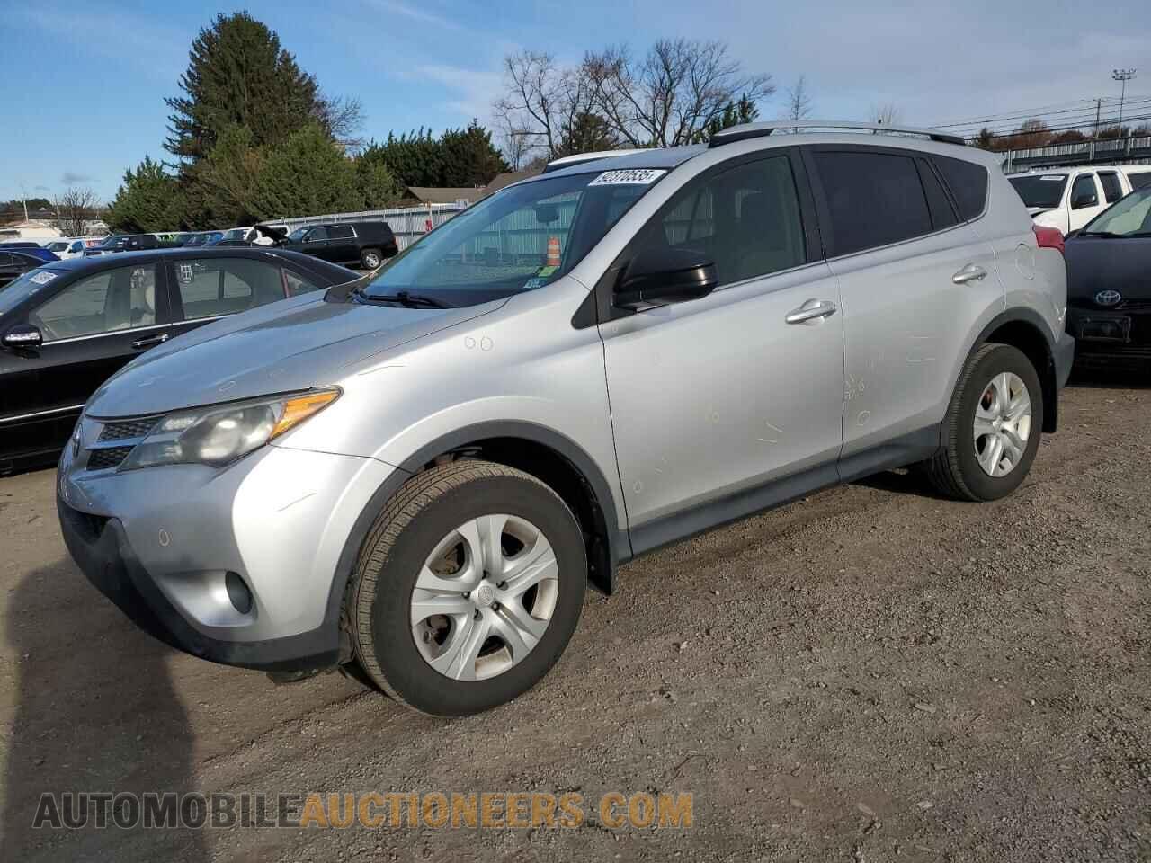JTMBFREV2FJ023203 TOYOTA RAV4 2015