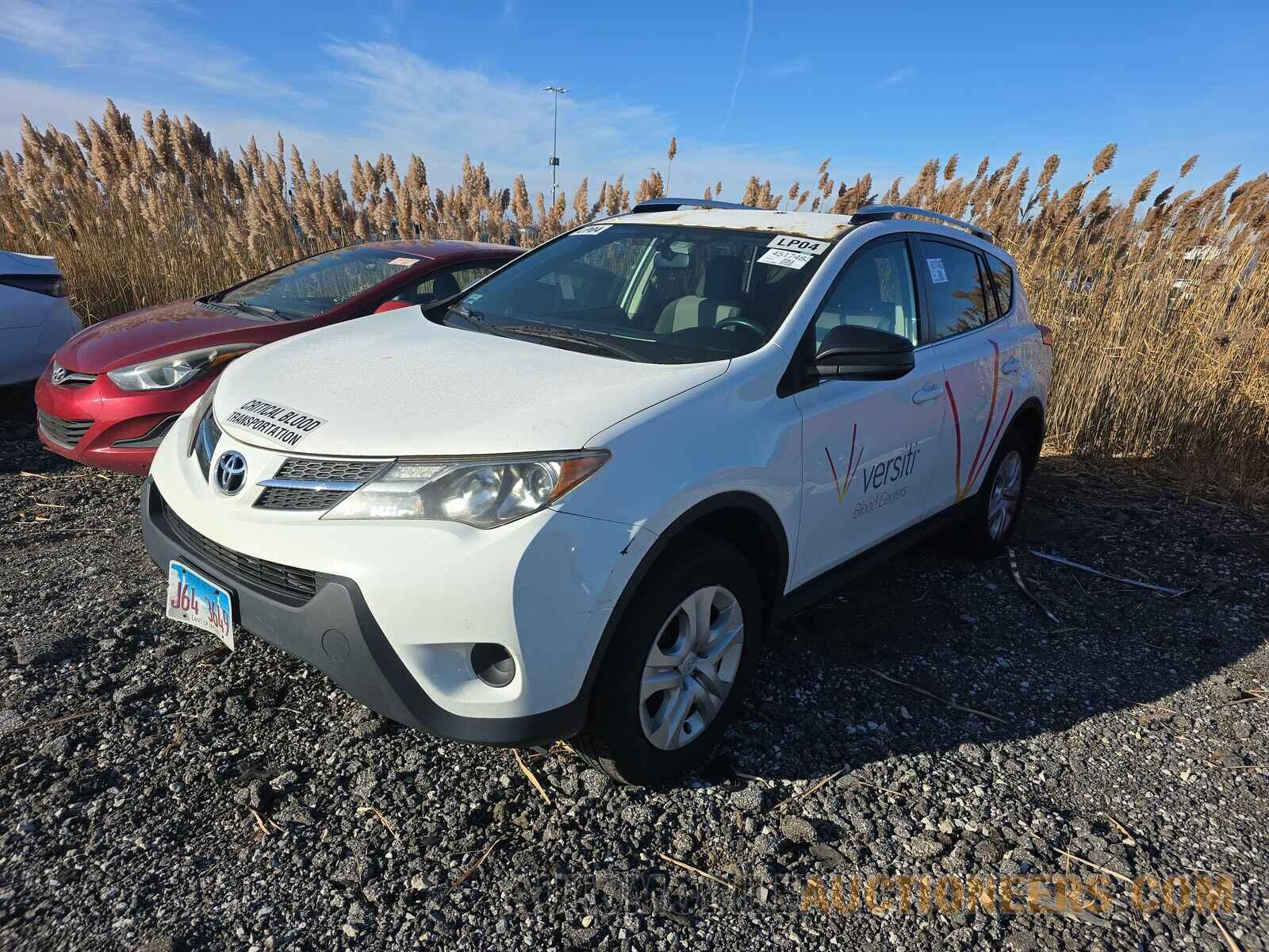 JTMBFREV3FJ033576 Toyota RAV4 2015