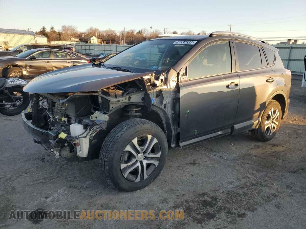 JTMBFREV3GD195479 TOYOTA RAV4 2016