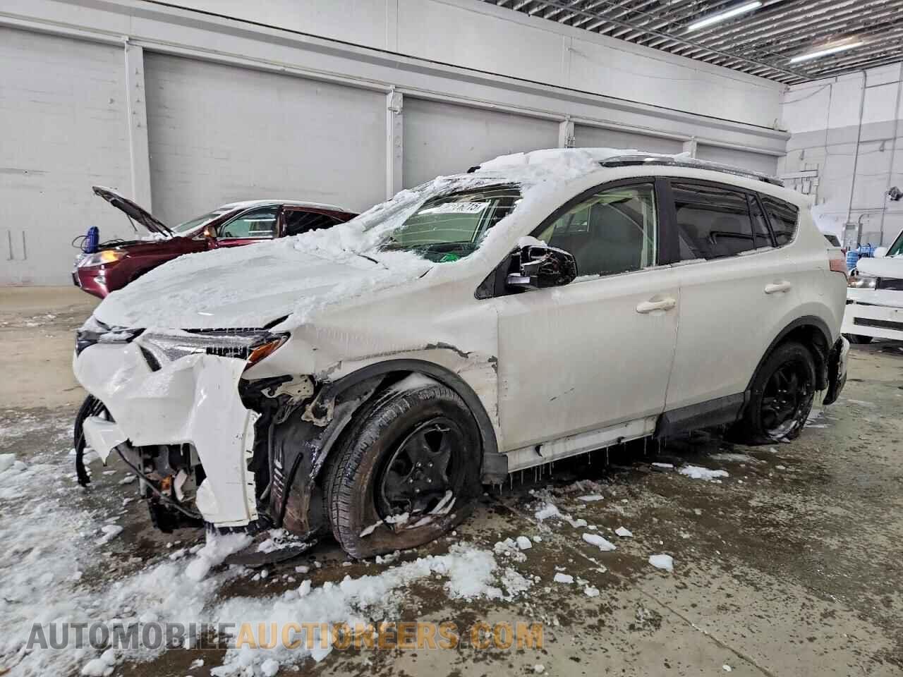 JTMBFREV3HD208071 TOYOTA RAV4 2017
