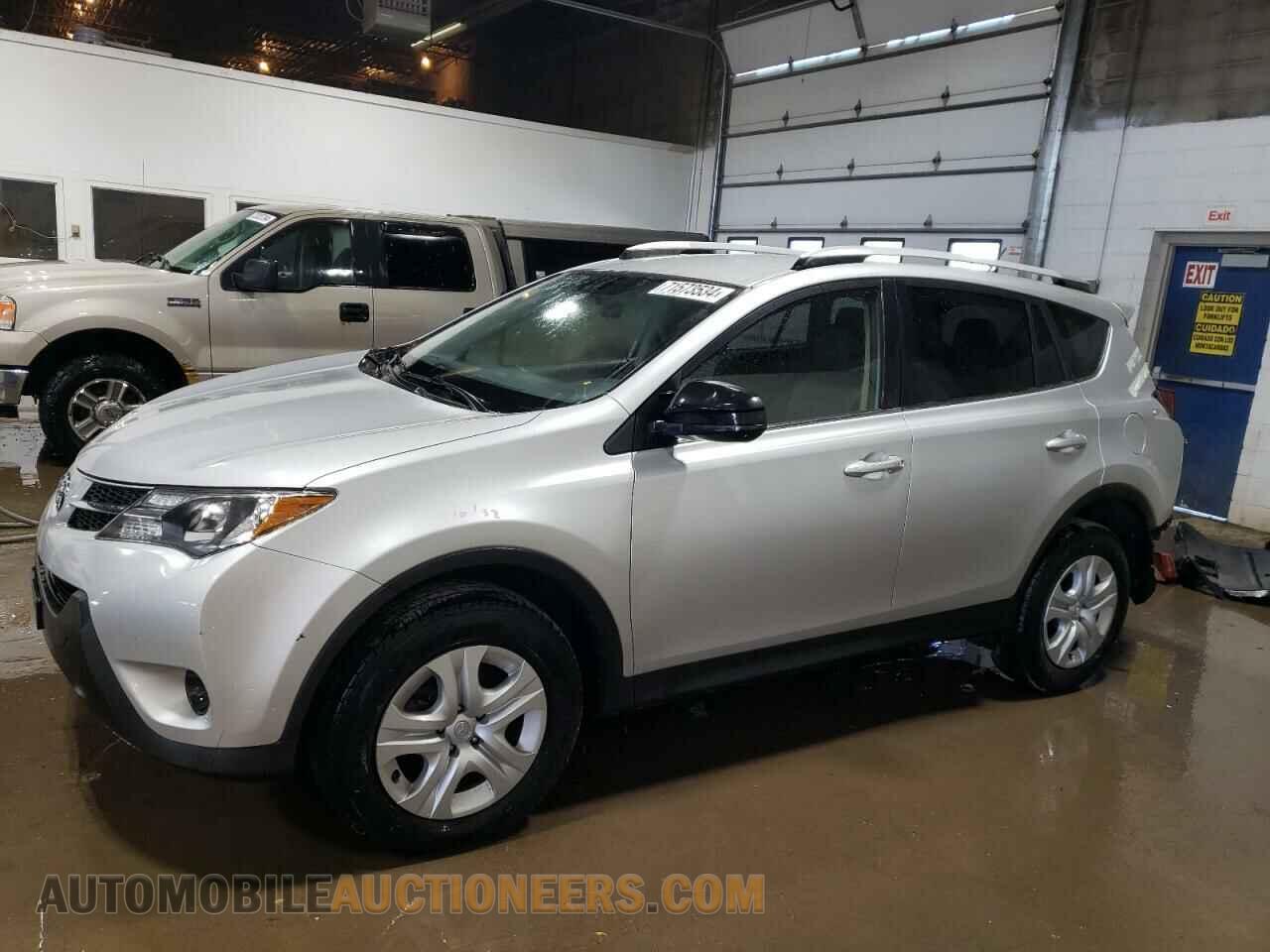 JTMBFREV6FJ026010 TOYOTA RAV4 2015