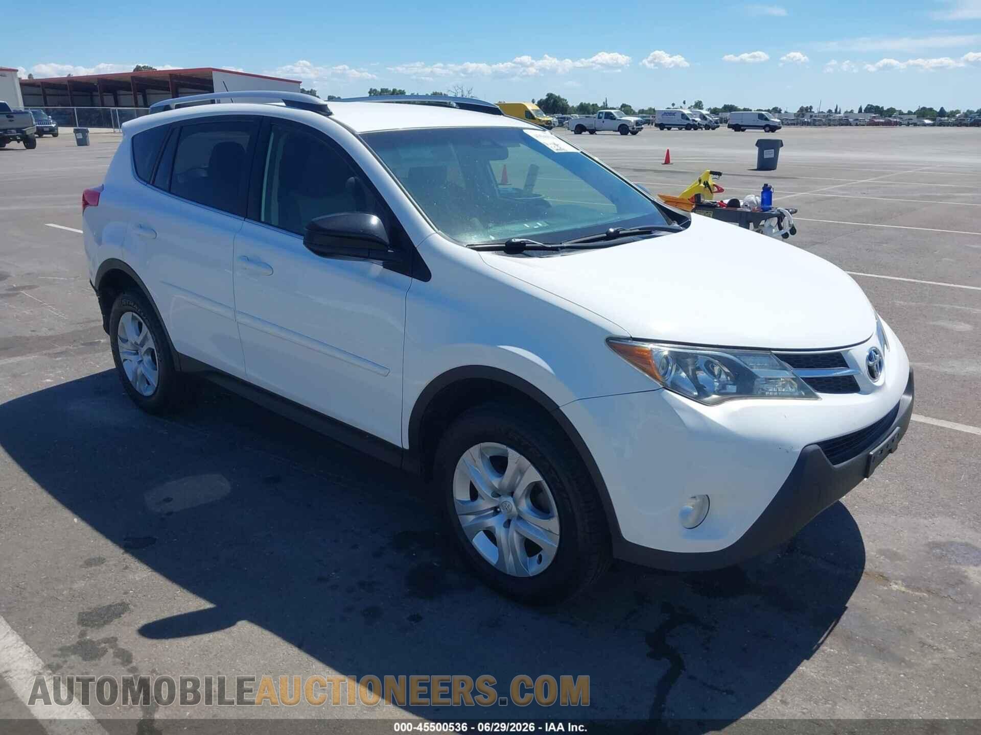 JTMBFREV6FJ033121 TOYOTA RAV4 2015