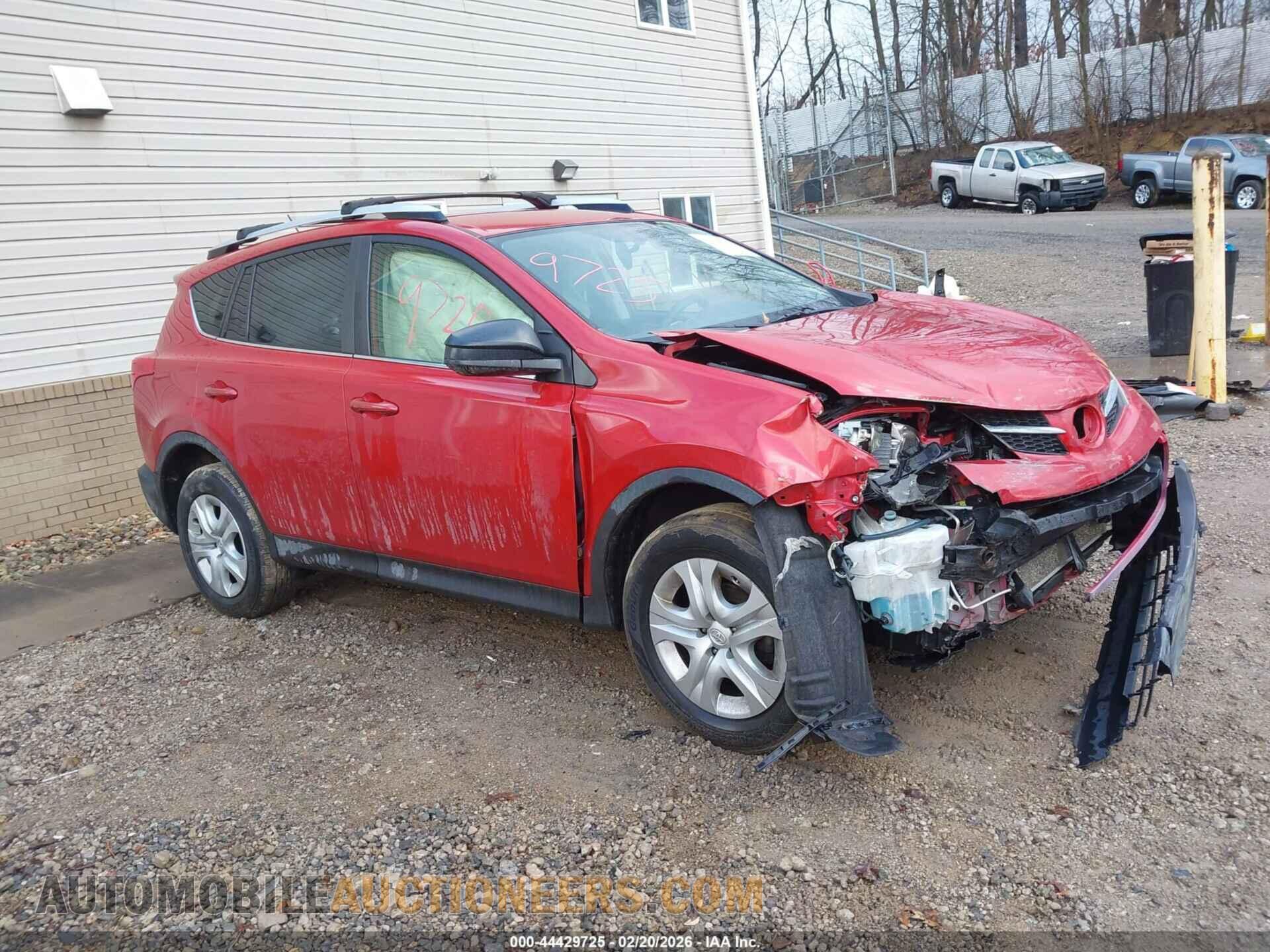 JTMBFREV7FD100176 TOYOTA RAV4 2015