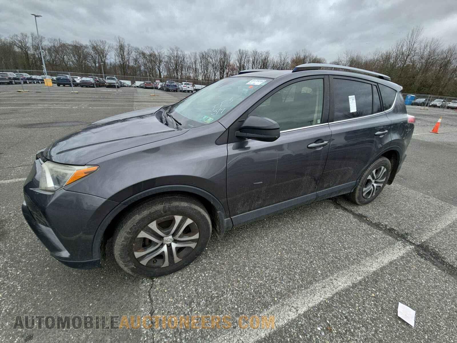 JTMBFREV7HJ108251 Toyota RAV4 2017