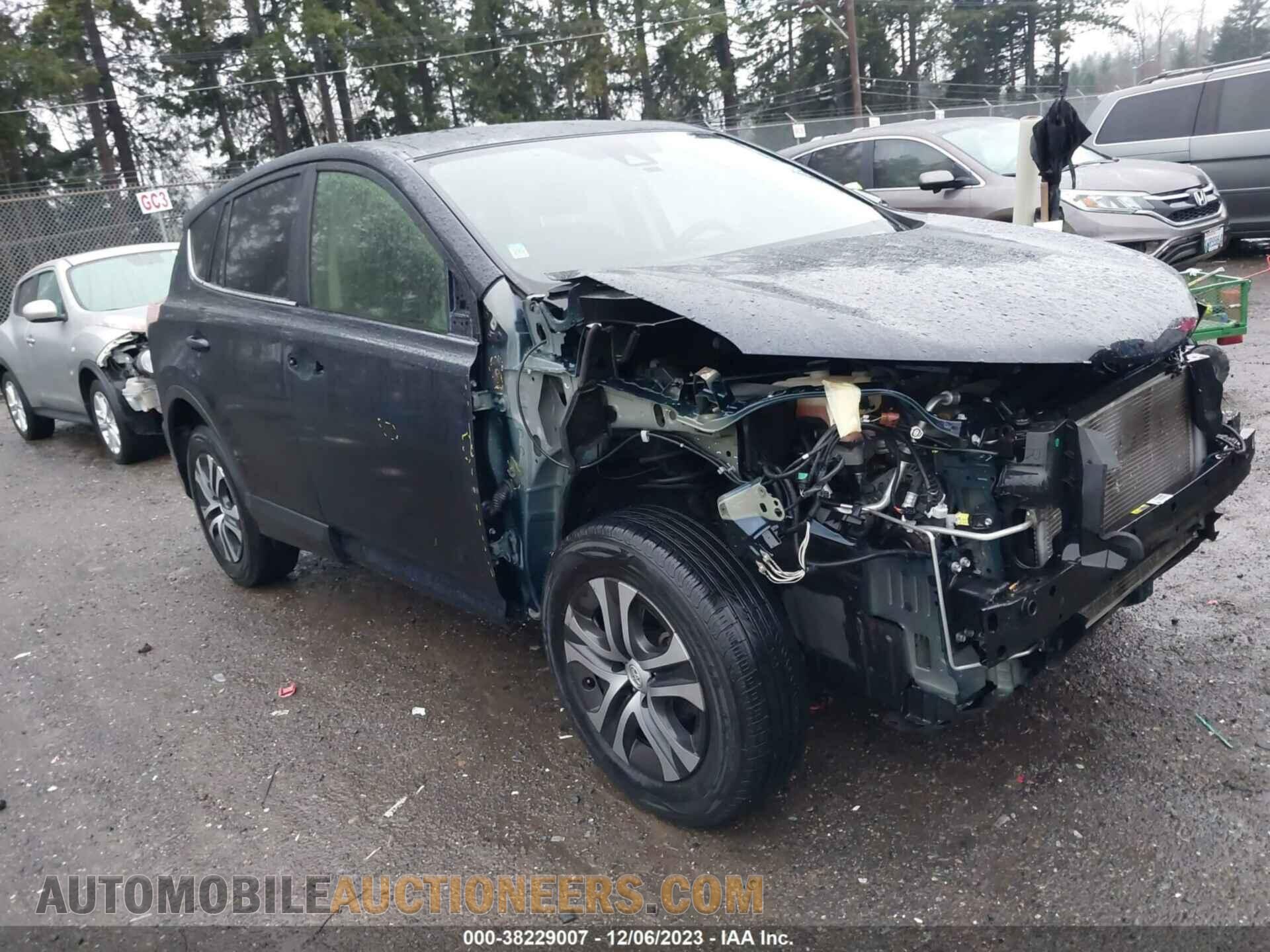 JTMBFREV9JD256213 TOYOTA RAV4 2018