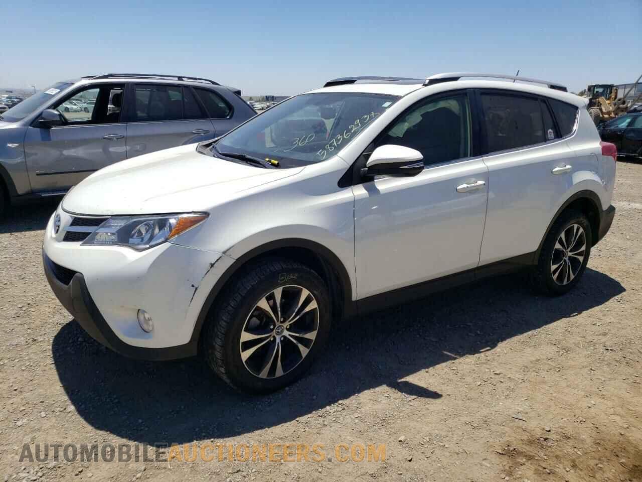 JTMDFREV0FD097355 TOYOTA RAV4 2015