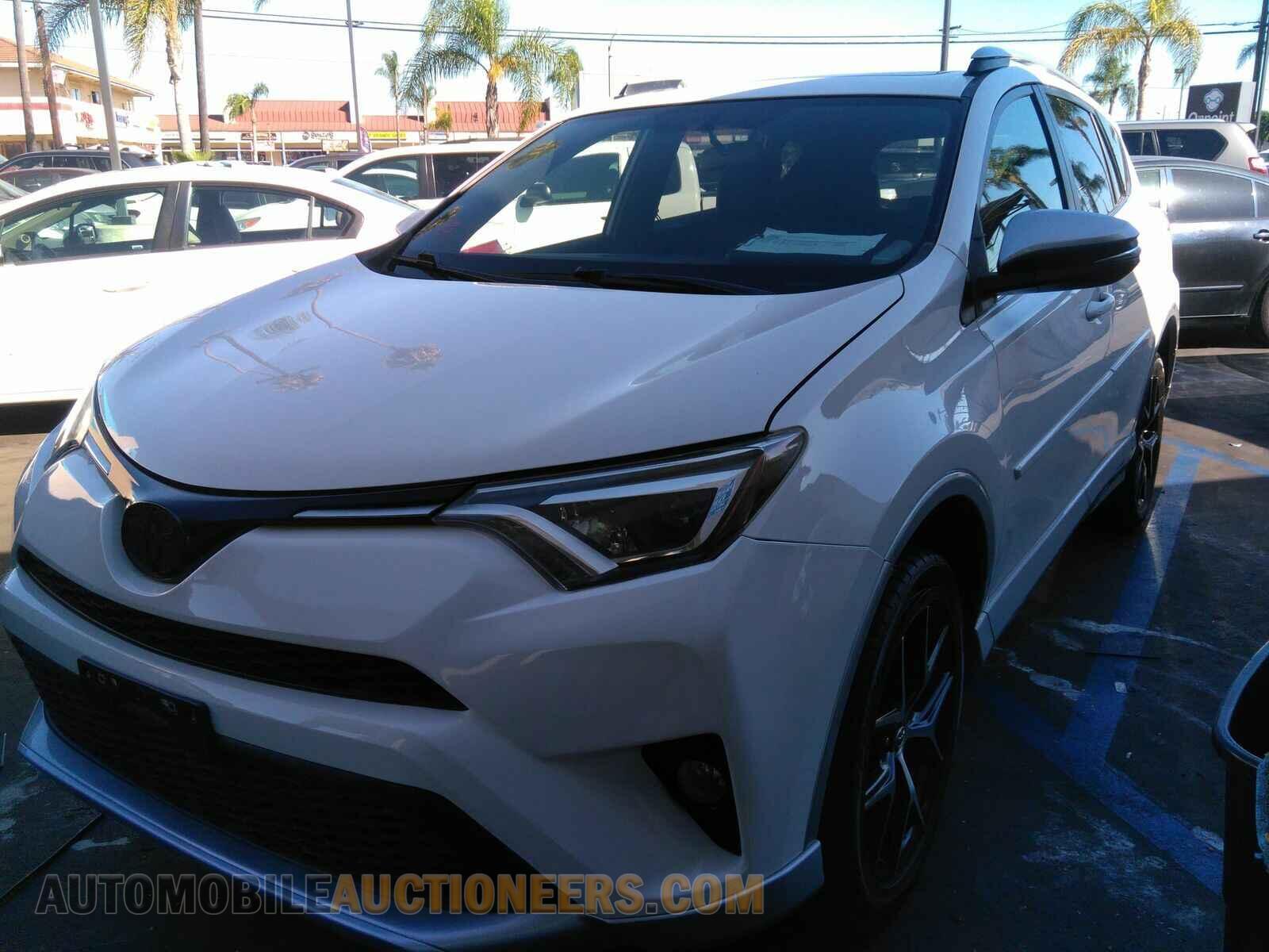 JTMJFREV4GJ068639 Toyota RAV4 2016