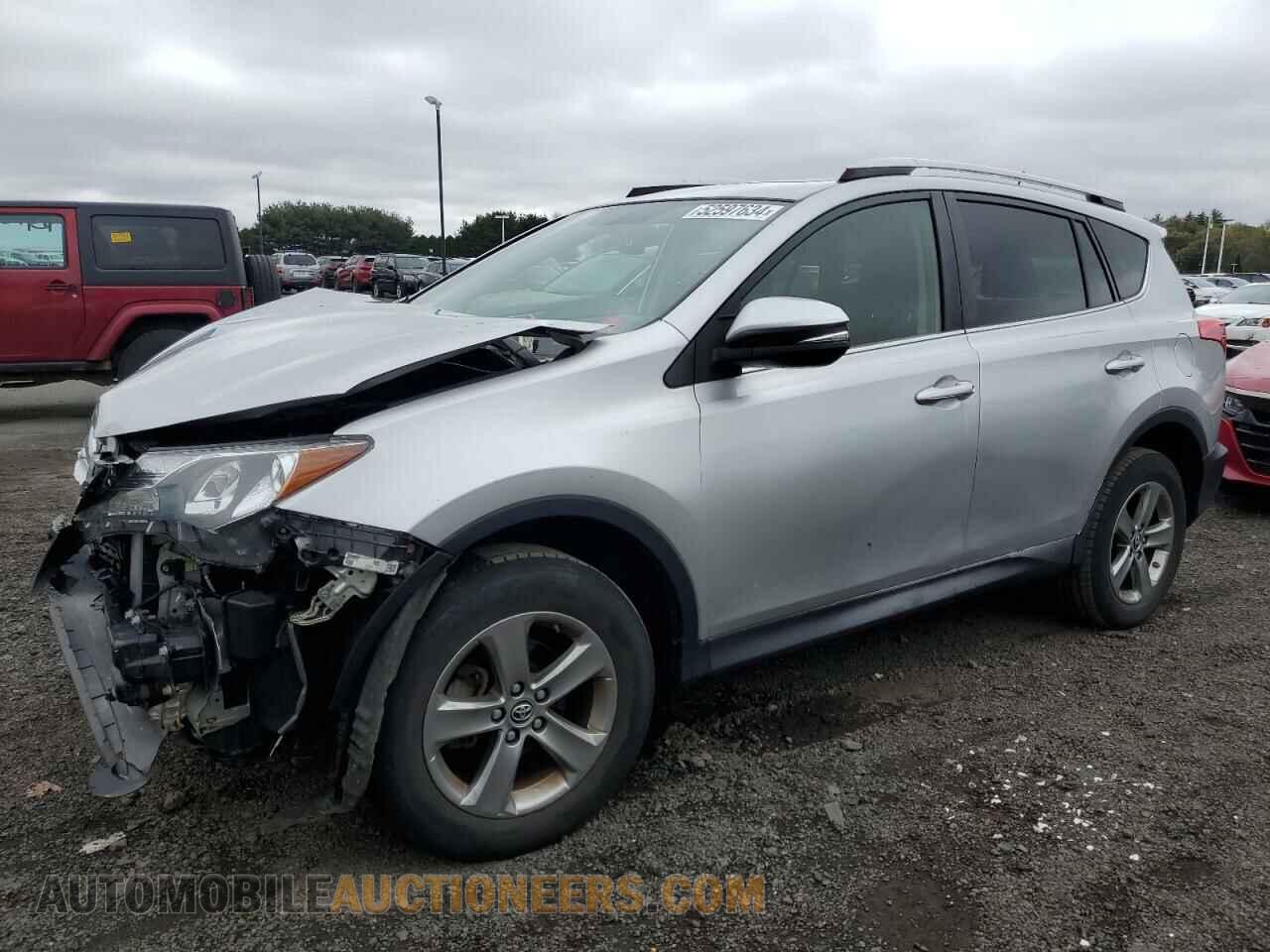 JTMRFREV0FD168513 TOYOTA RAV4 2015