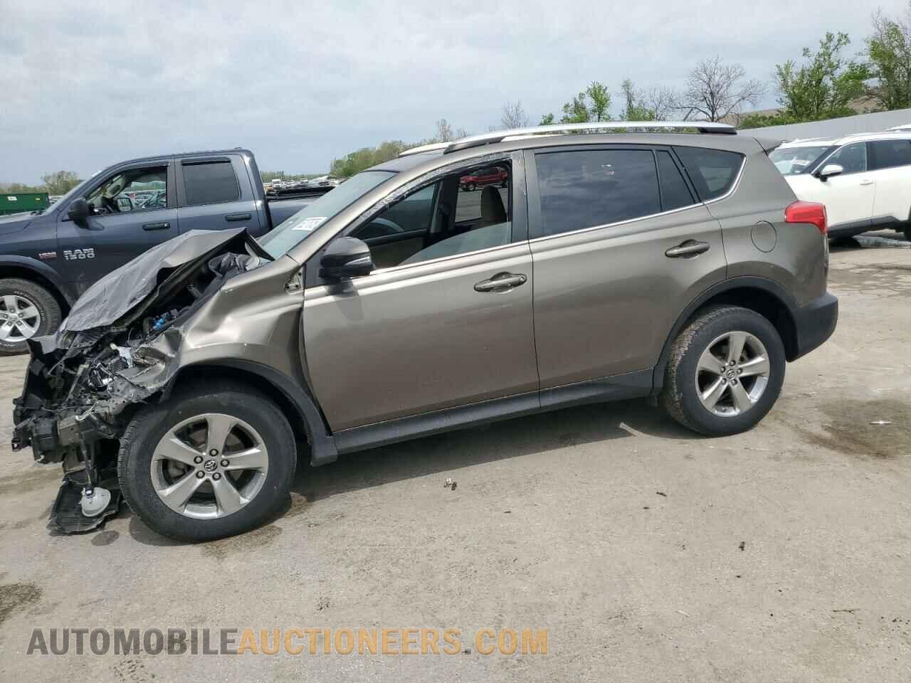 JTMRFREV1FD118865 TOYOTA RAV4 2015