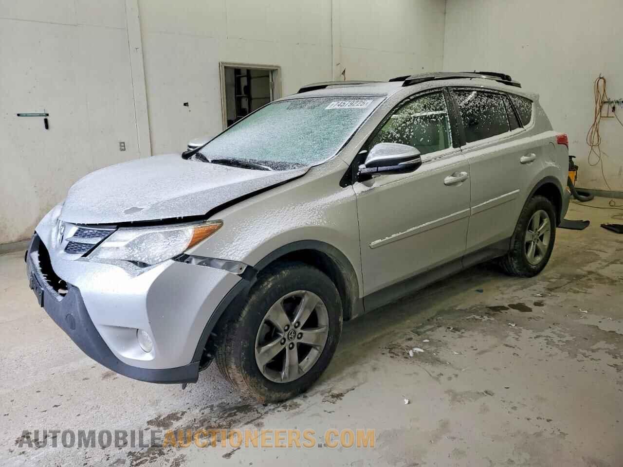 JTMRFREV1FD122902 TOYOTA RAV4 2015