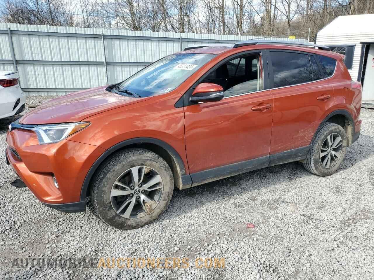 JTMRFREV1GD186228 TOYOTA RAV4 2016