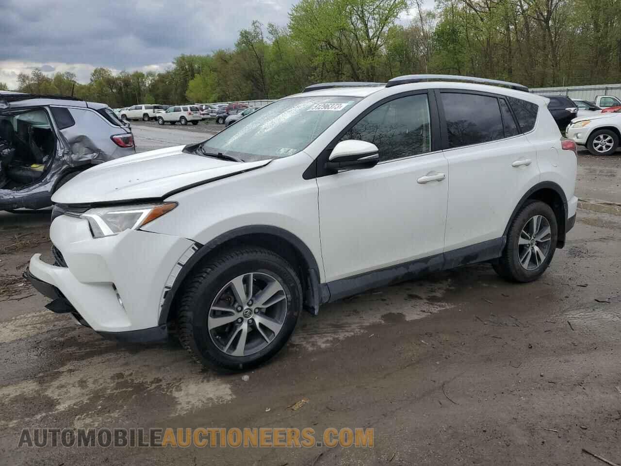 JTMRFREV2JD238568 TOYOTA RAV4 2018