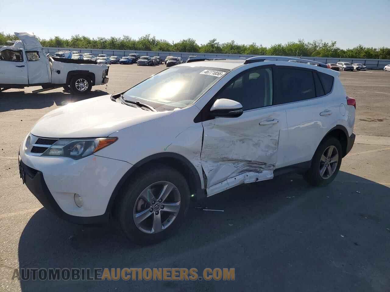 JTMRFREV3FD135182 TOYOTA RAV4 2015