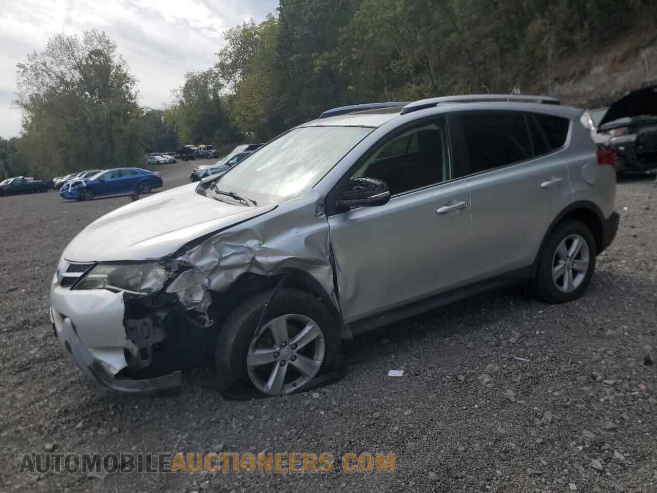 JTMRFREV4DD028221 TOYOTA RAV4 2013