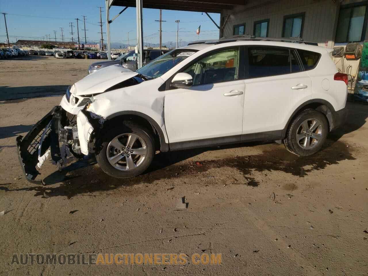 JTMRFREV4FD118052 TOYOTA RAV4 2015