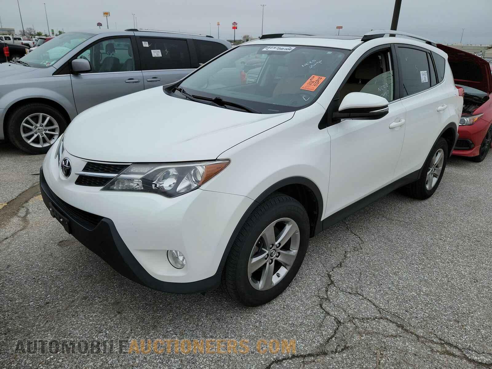 JTMRFREV4FD122604 Toyota RAV4 2015