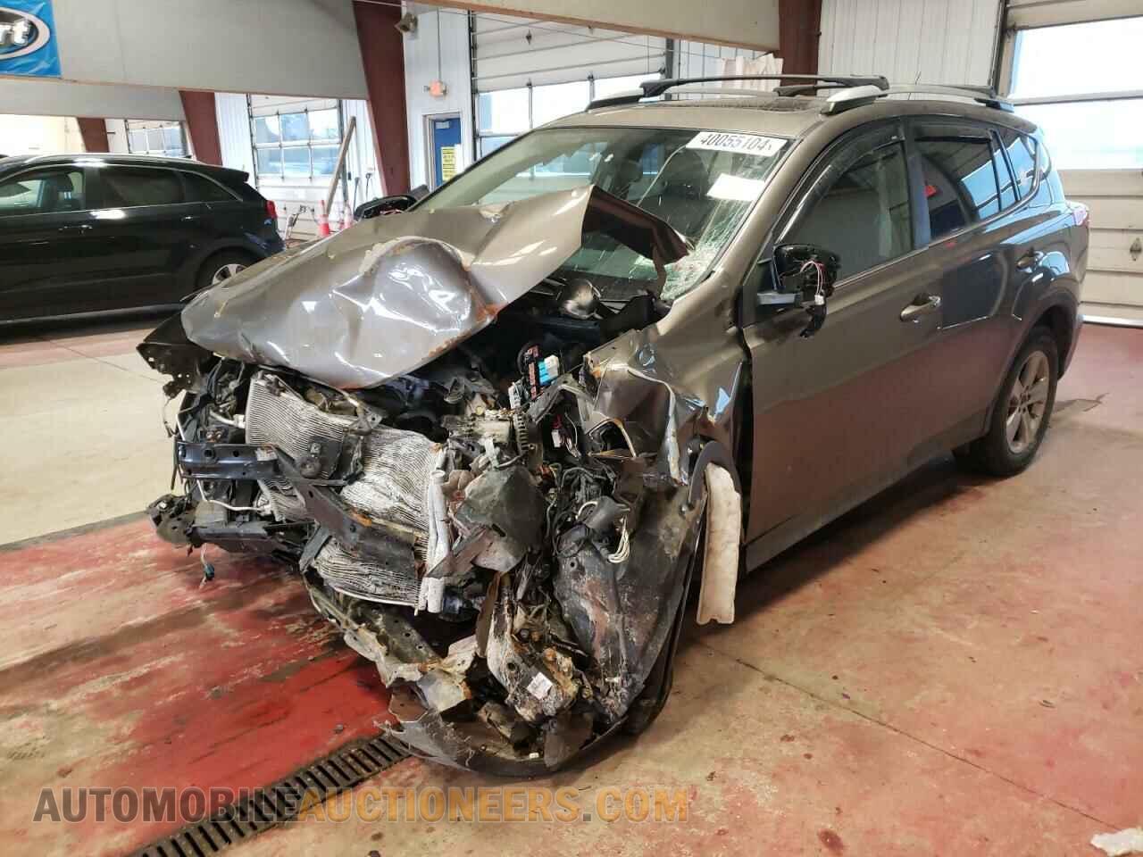 JTMRFREV5FD154672 TOYOTA RAV4 2015