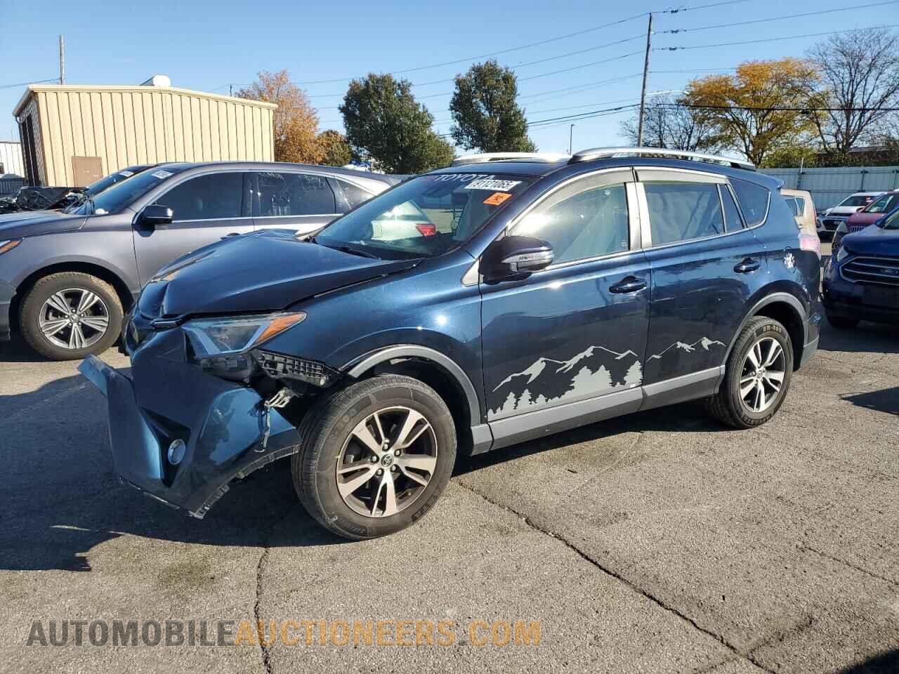 JTMRFREV5HJ704392 TOYOTA RAV4 2017