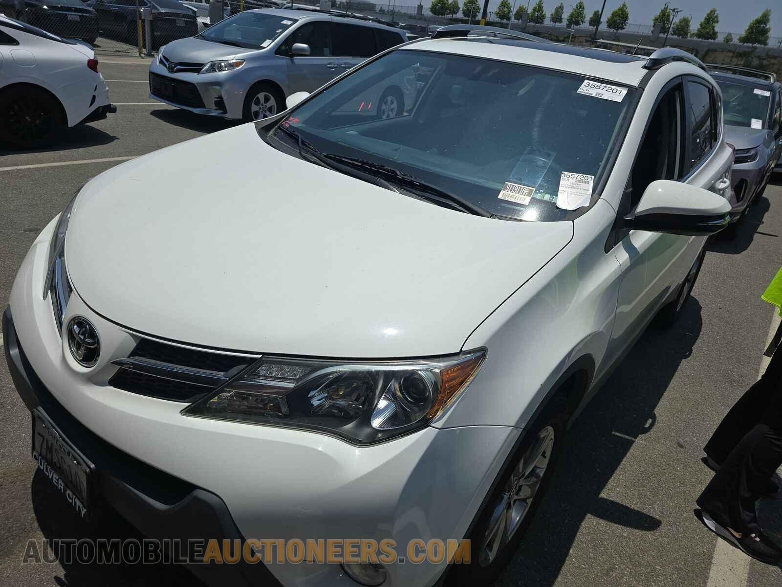JTMRFREV6FD109000 Toyota RAV4 2015