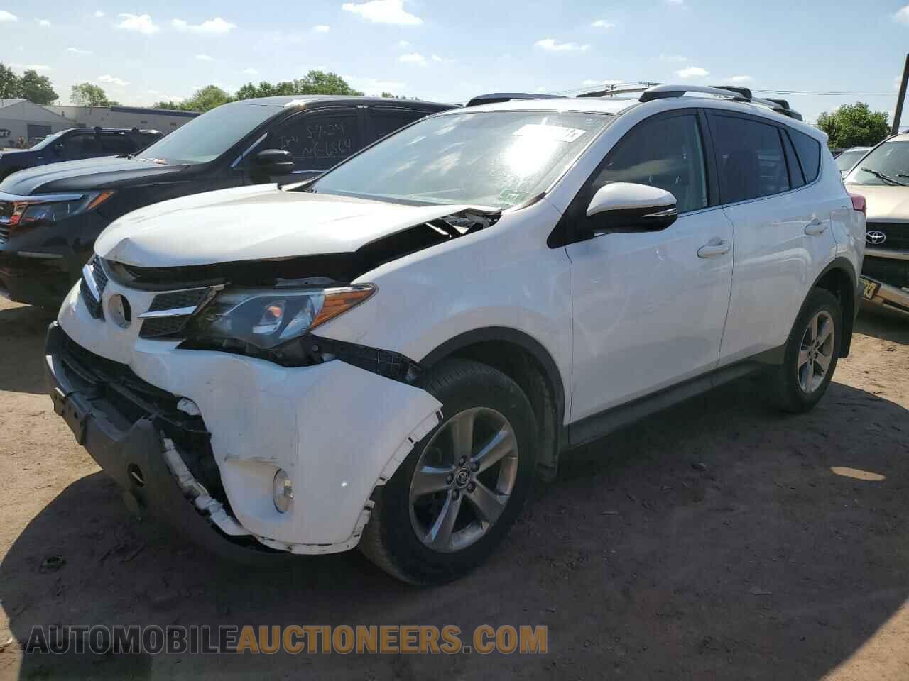 JTMRFREV7FD105148 TOYOTA RAV4 2015