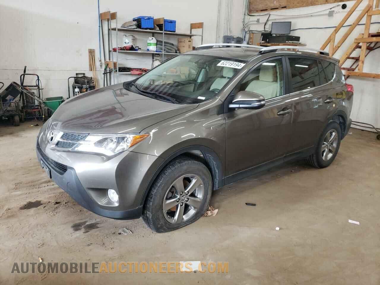JTMRFREV7FD128011 TOYOTA RAV4 2015