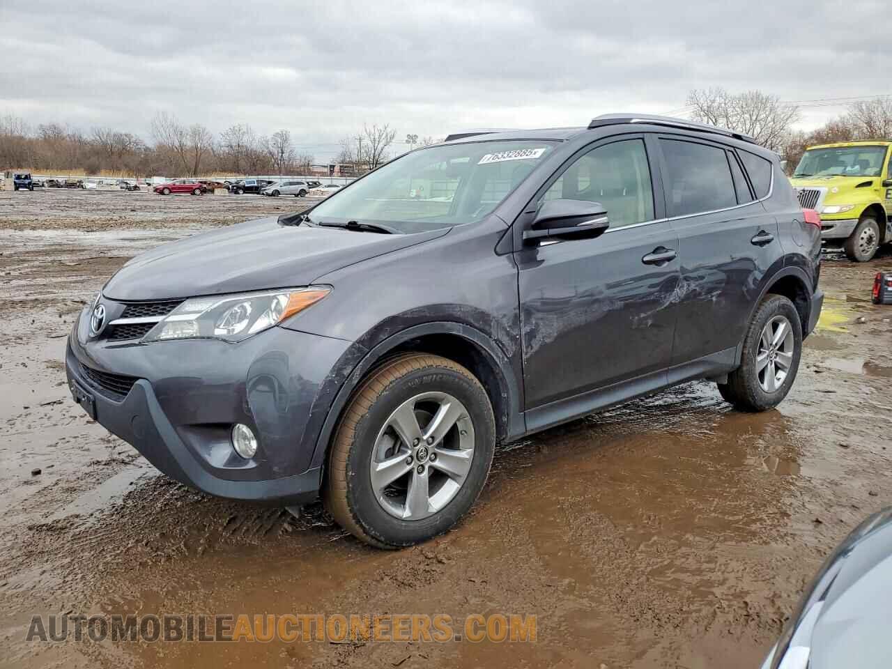 JTMRFREV7FJ030596 TOYOTA RAV4 2015