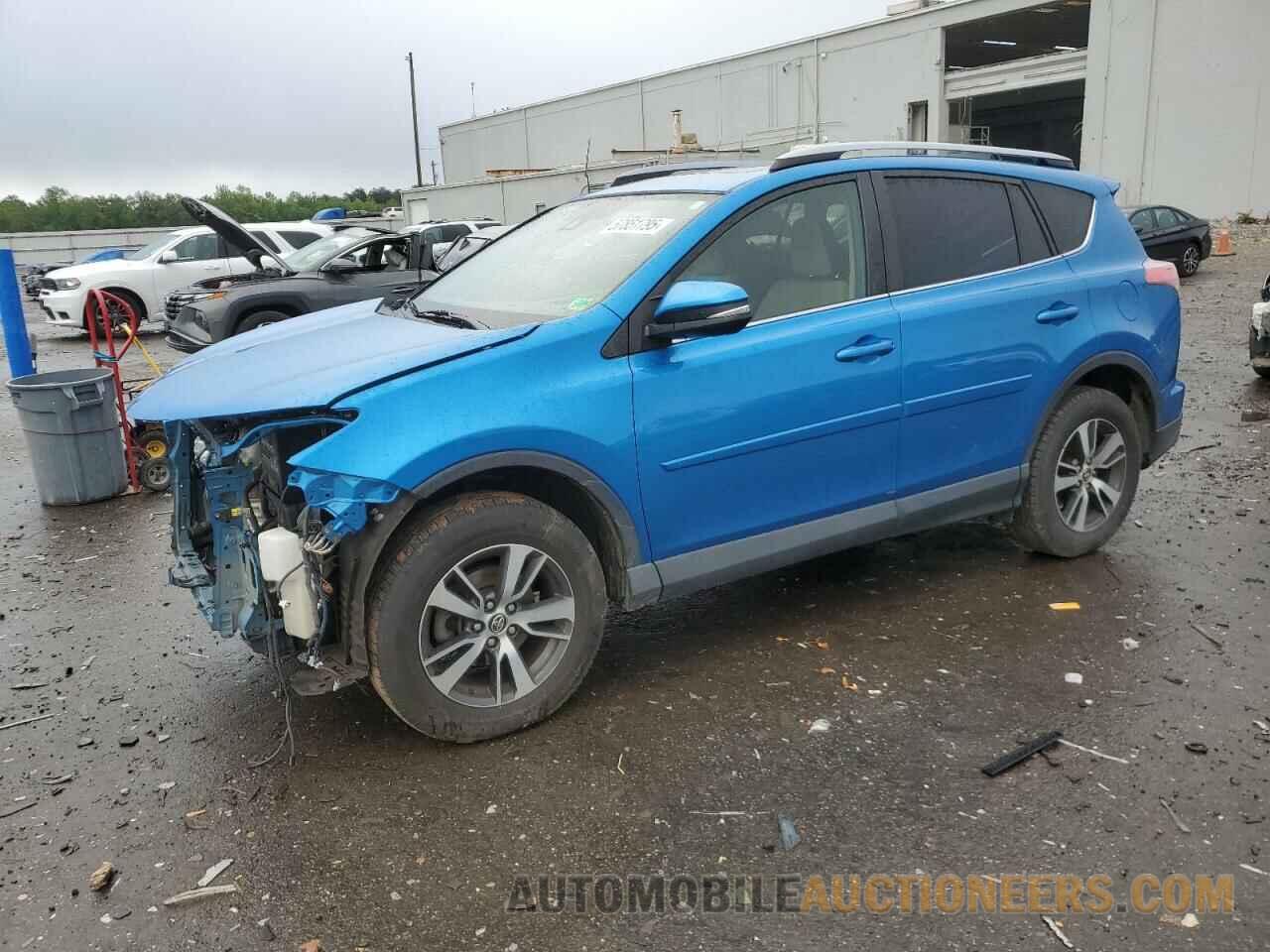JTMRFREV7HJ116350 TOYOTA RAV4 2017