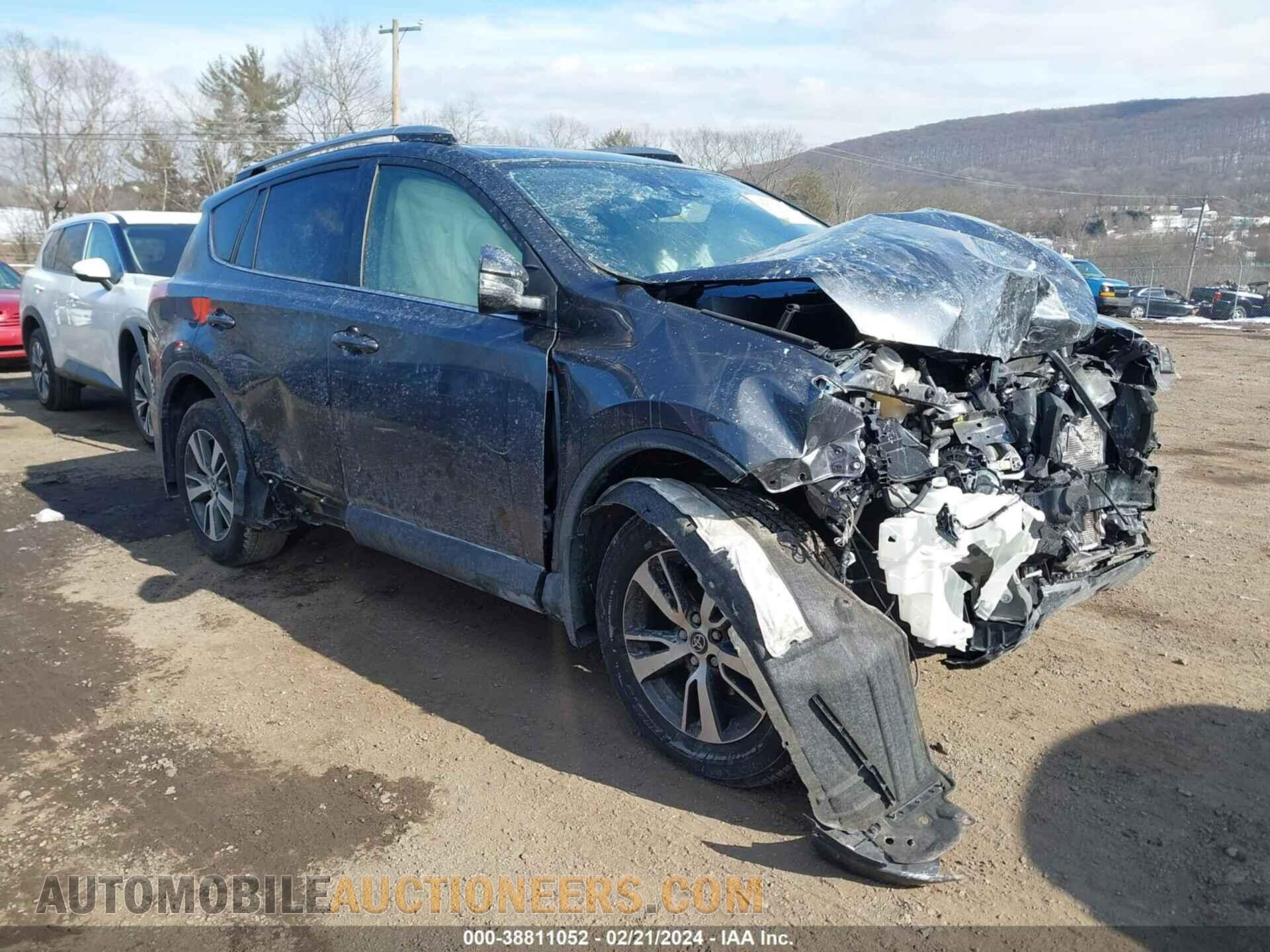 JTMRFREV7JD232863 TOYOTA RAV4 2018