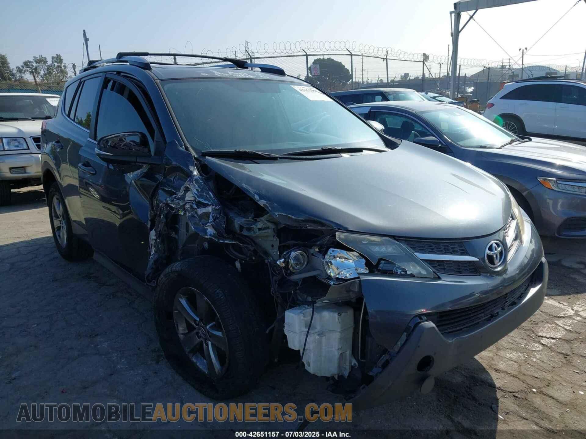 JTMRFREV9FD111002 TOYOTA RAV4 2015