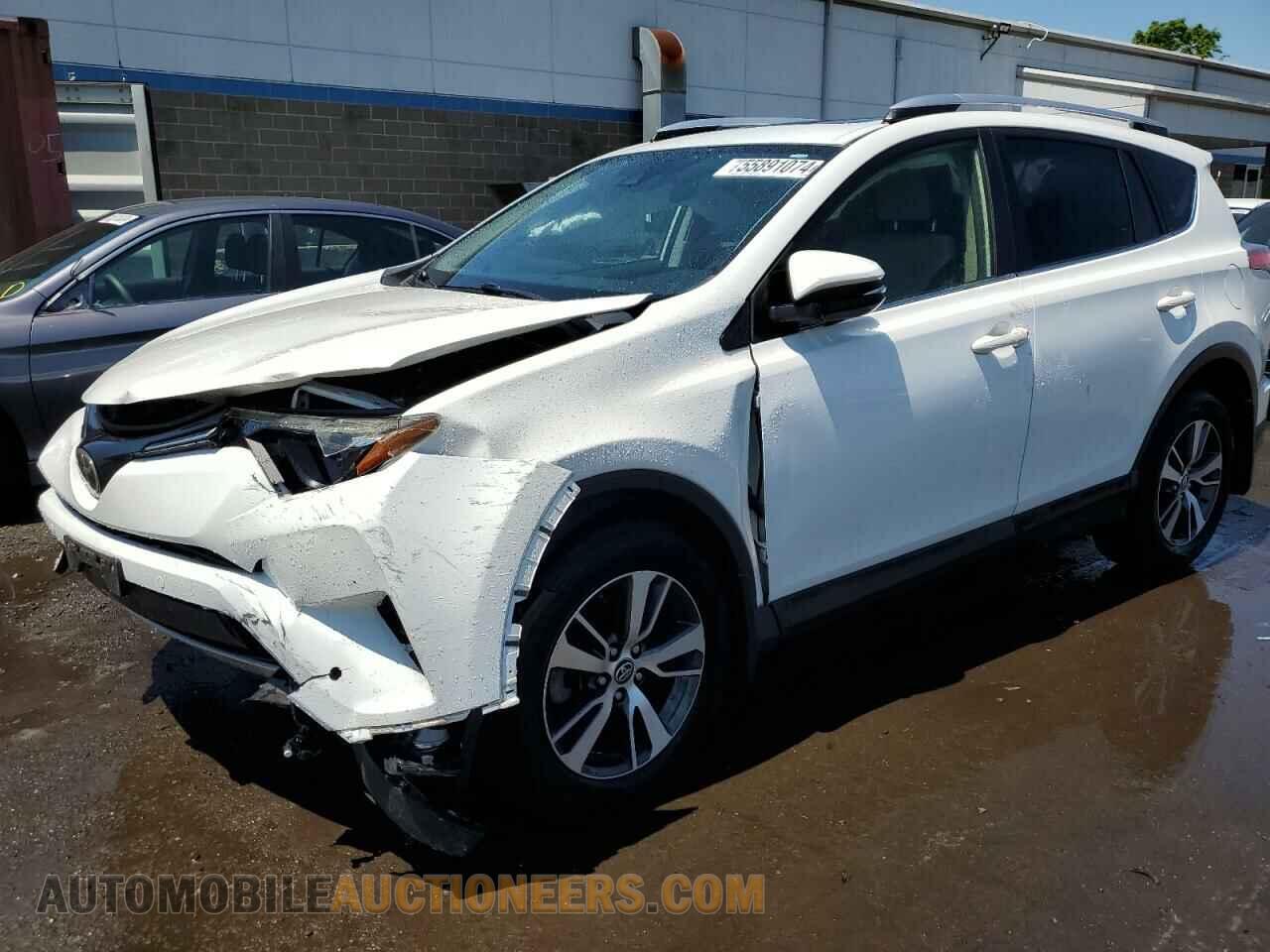 JTMRFREV9GD192018 TOYOTA RAV4 2016