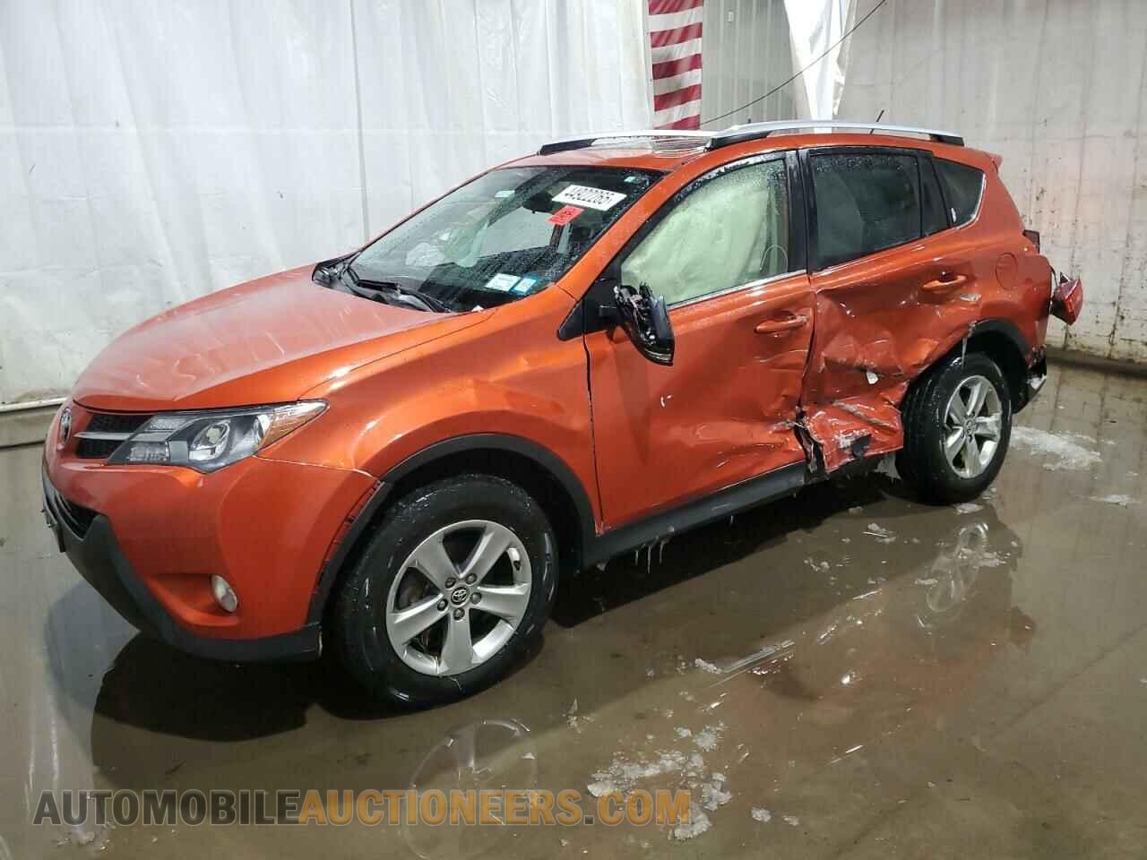 JTMRFREVXFJ045593 TOYOTA RAV4 2015