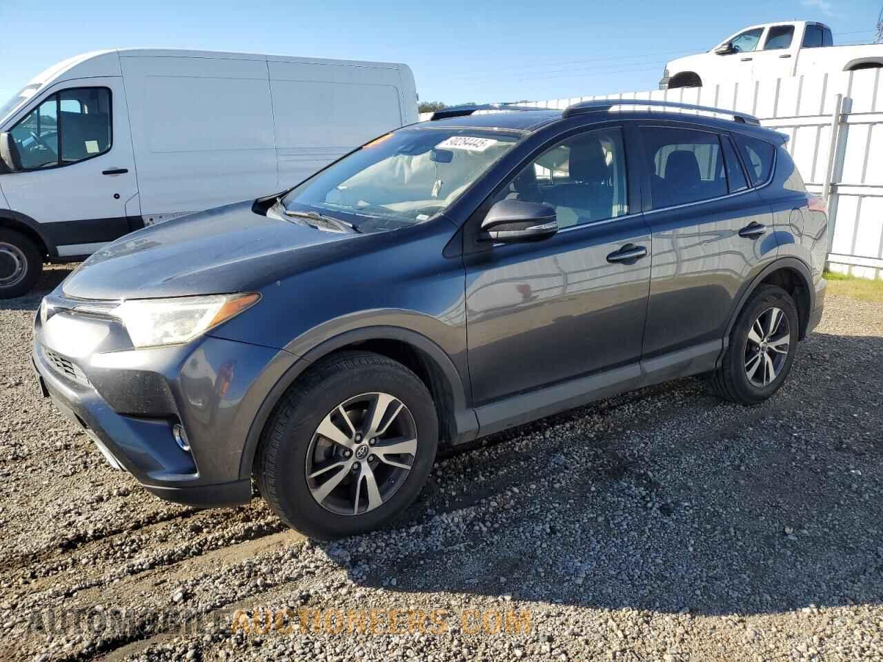 JTMWFREV0HD097772 TOYOTA RAV4 2017