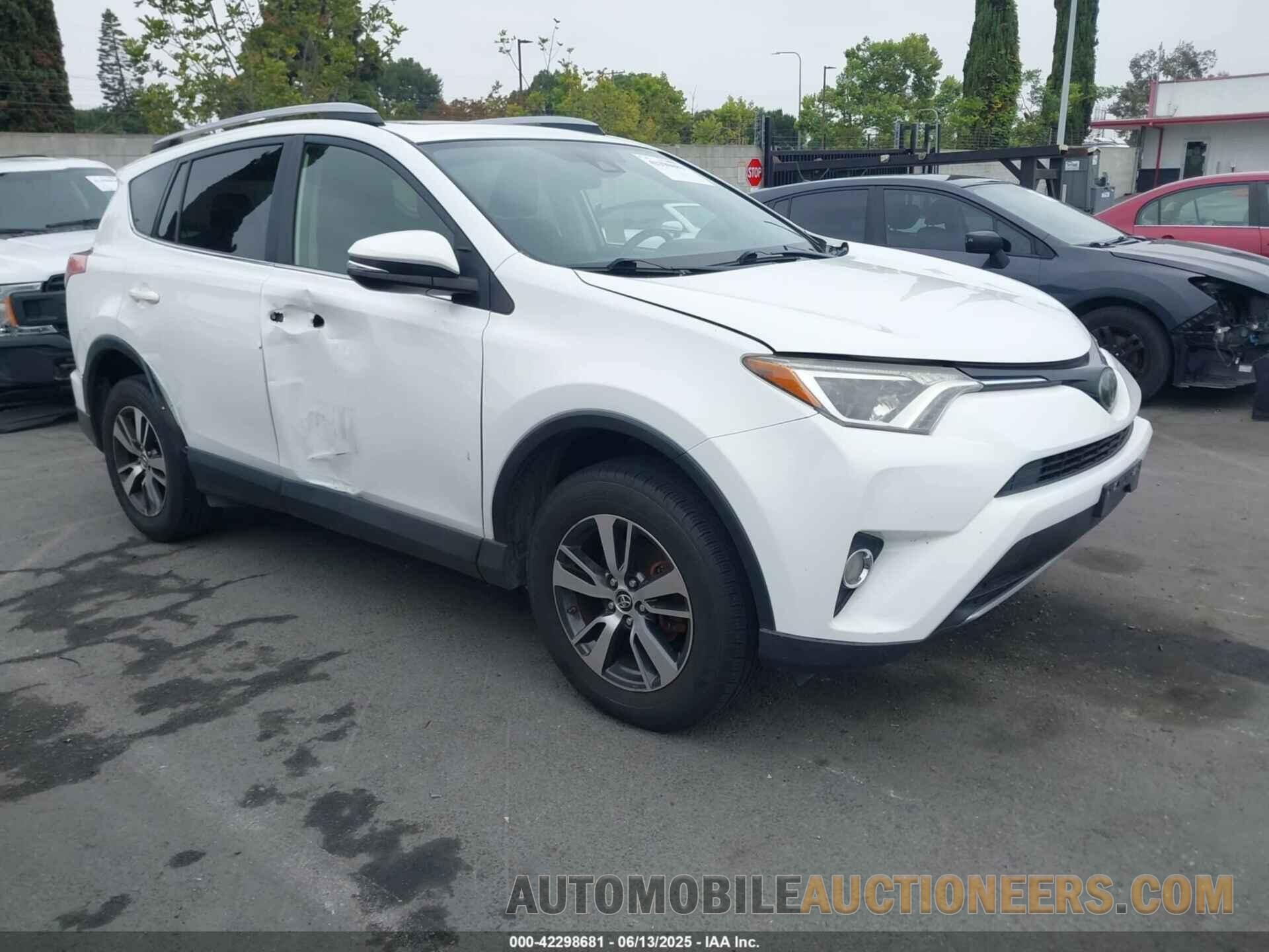 JTMWFREV0HD098520 TOYOTA RAV4 2017