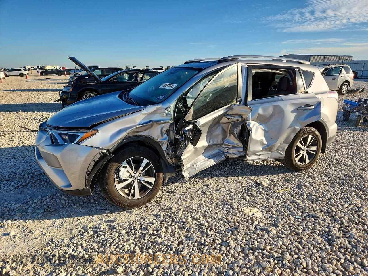 JTMWFREV0JD111465 TOYOTA RAV4 2018