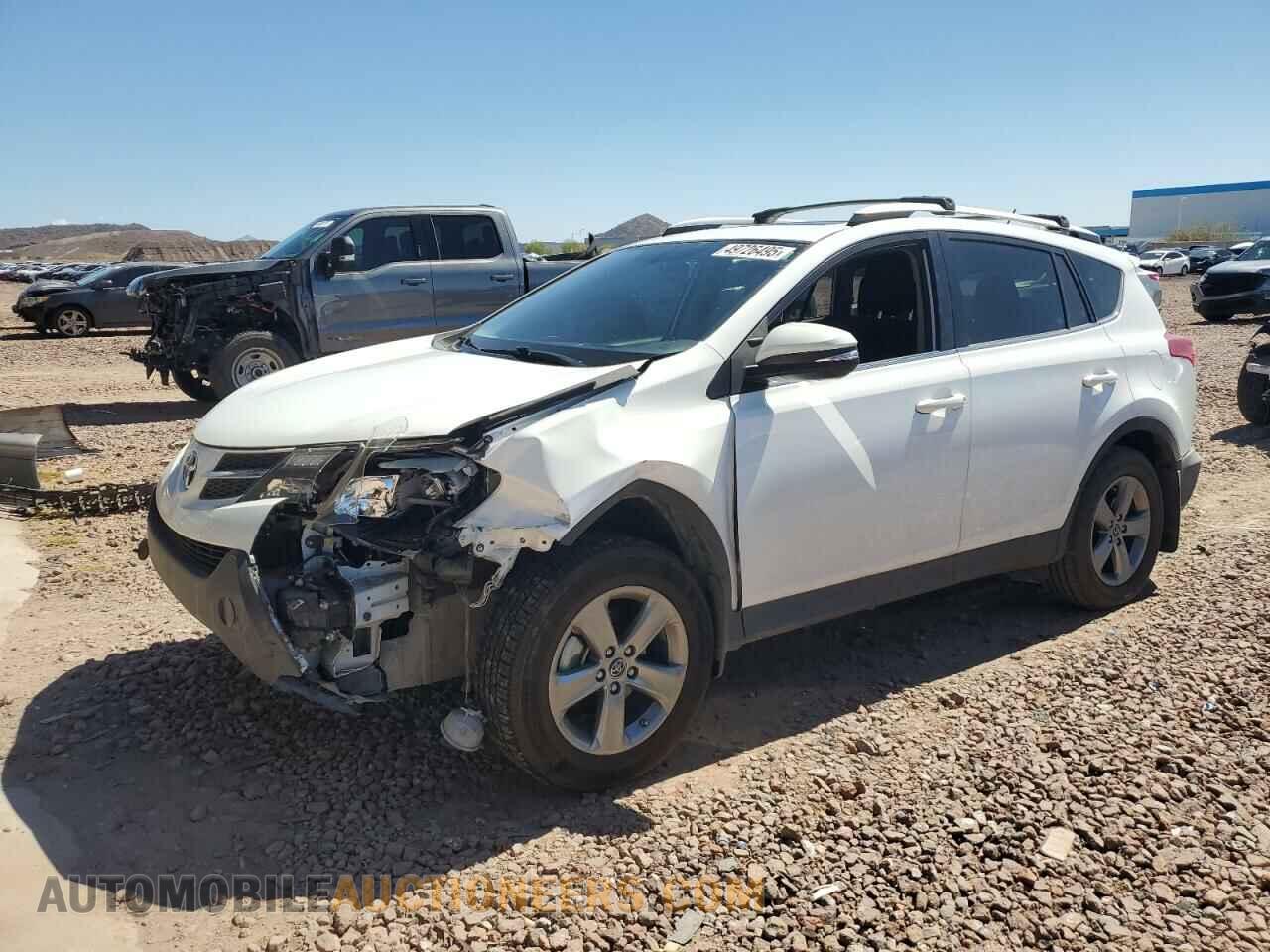 JTMWFREV1FD061702 TOYOTA RAV4 2015