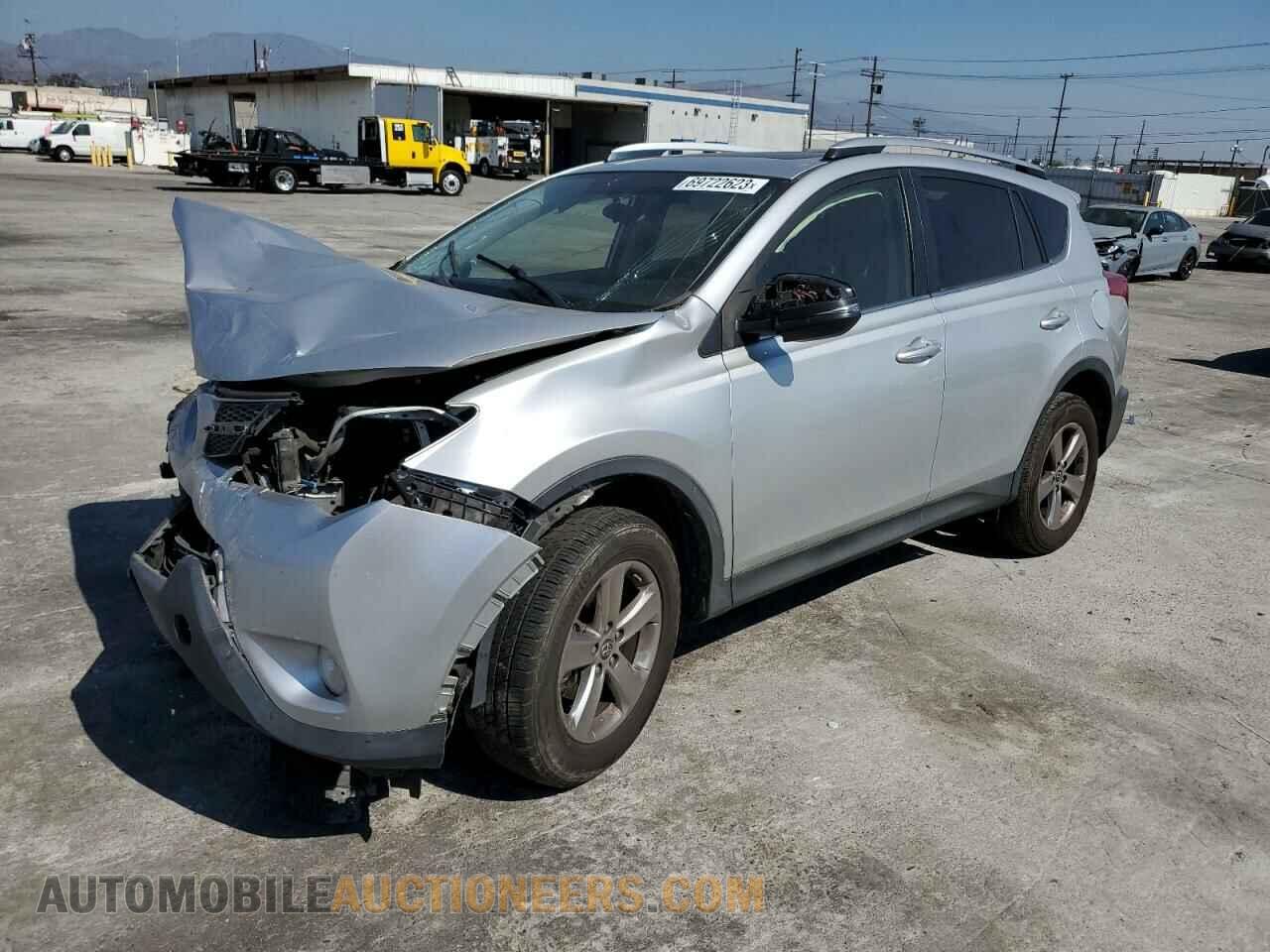 JTMWFREV1FD069394 TOYOTA RAV4 2015