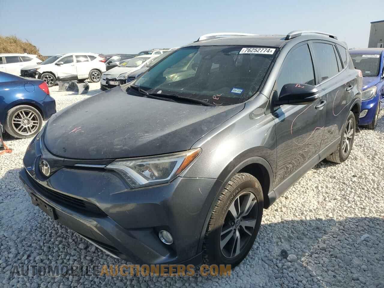 JTMWFREV1HD102011 TOYOTA RAV4 2017