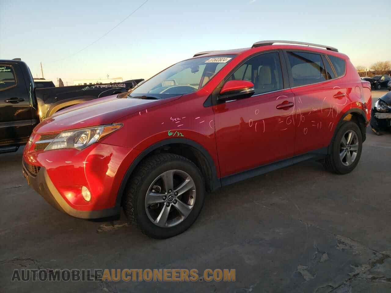 JTMWFREV2FD055701 TOYOTA RAV4 2015