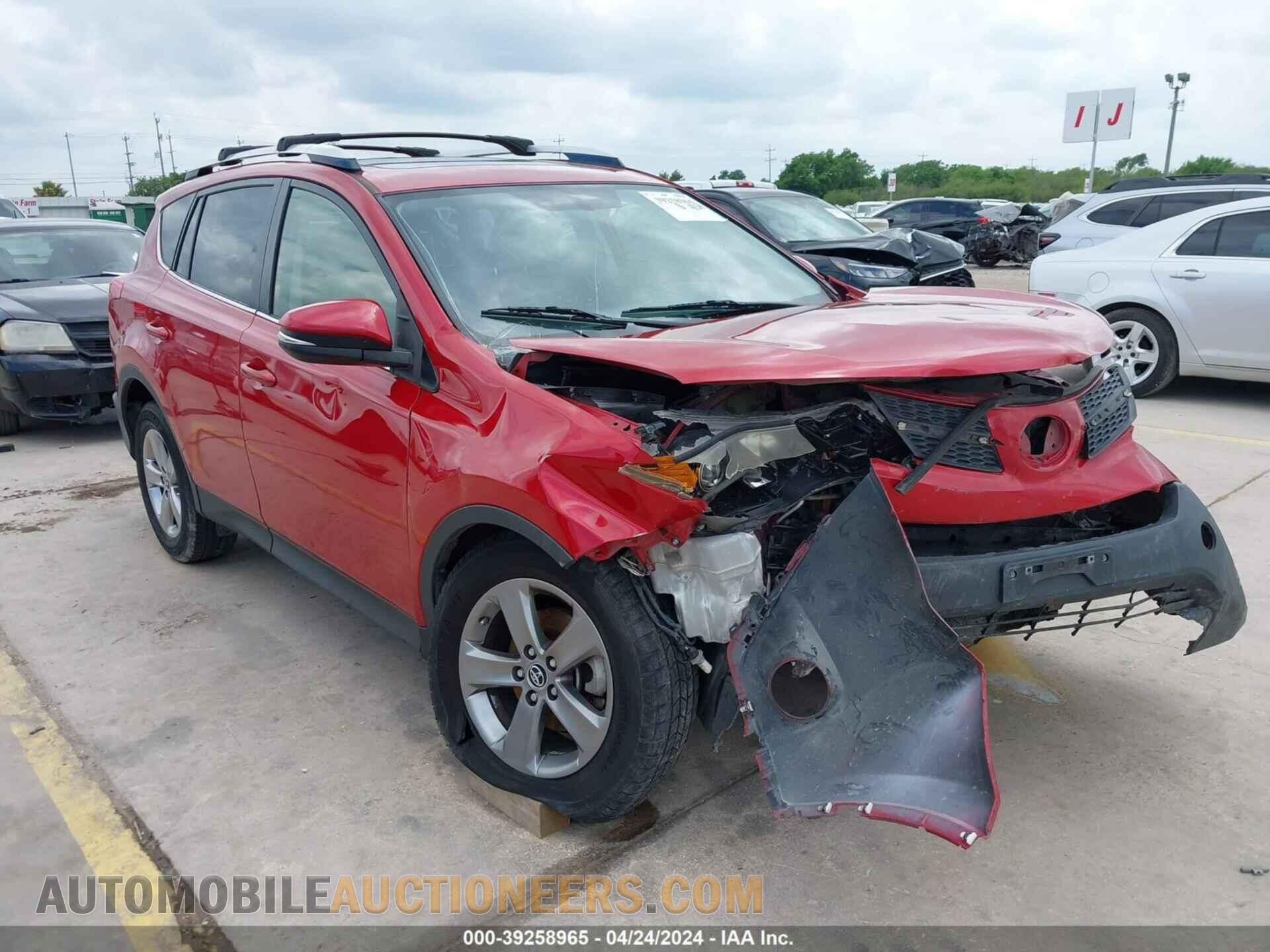 JTMWFREV2FD065886 TOYOTA RAV4 2015