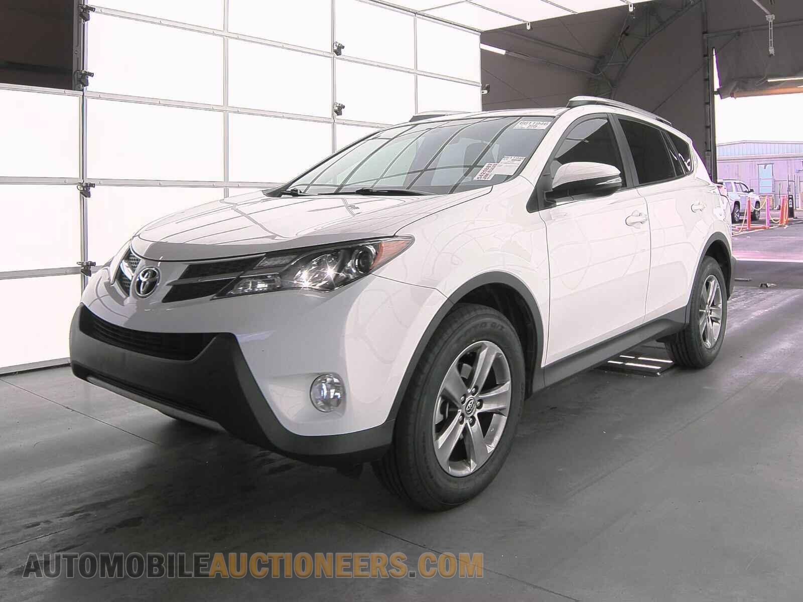 JTMWFREV3FD067789 Toyota RAV4 2015