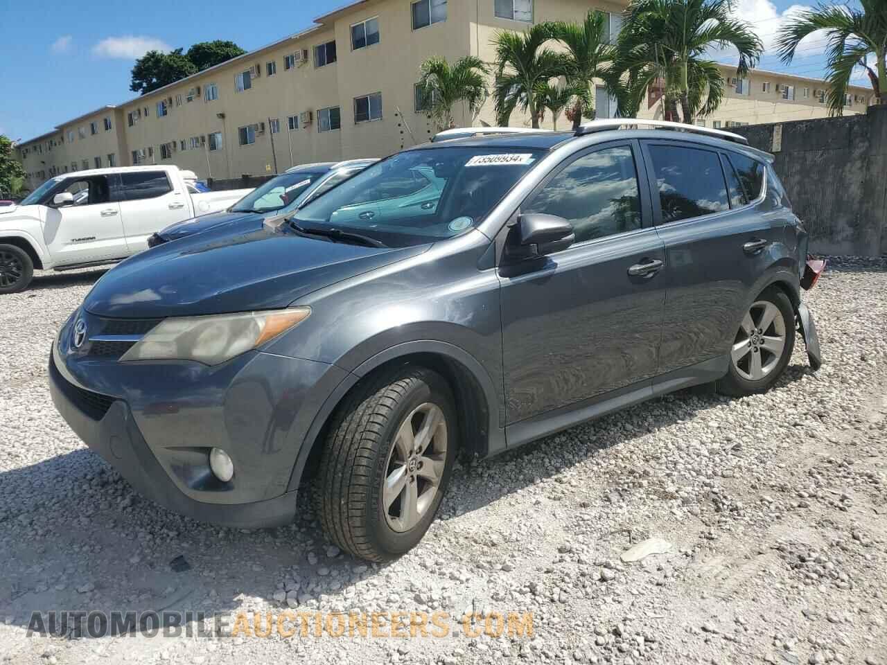 JTMWFREV3FD069560 TOYOTA RAV4 2015