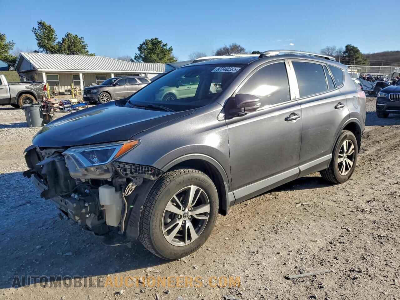 JTMWFREV3HD097295 TOYOTA RAV4 2017