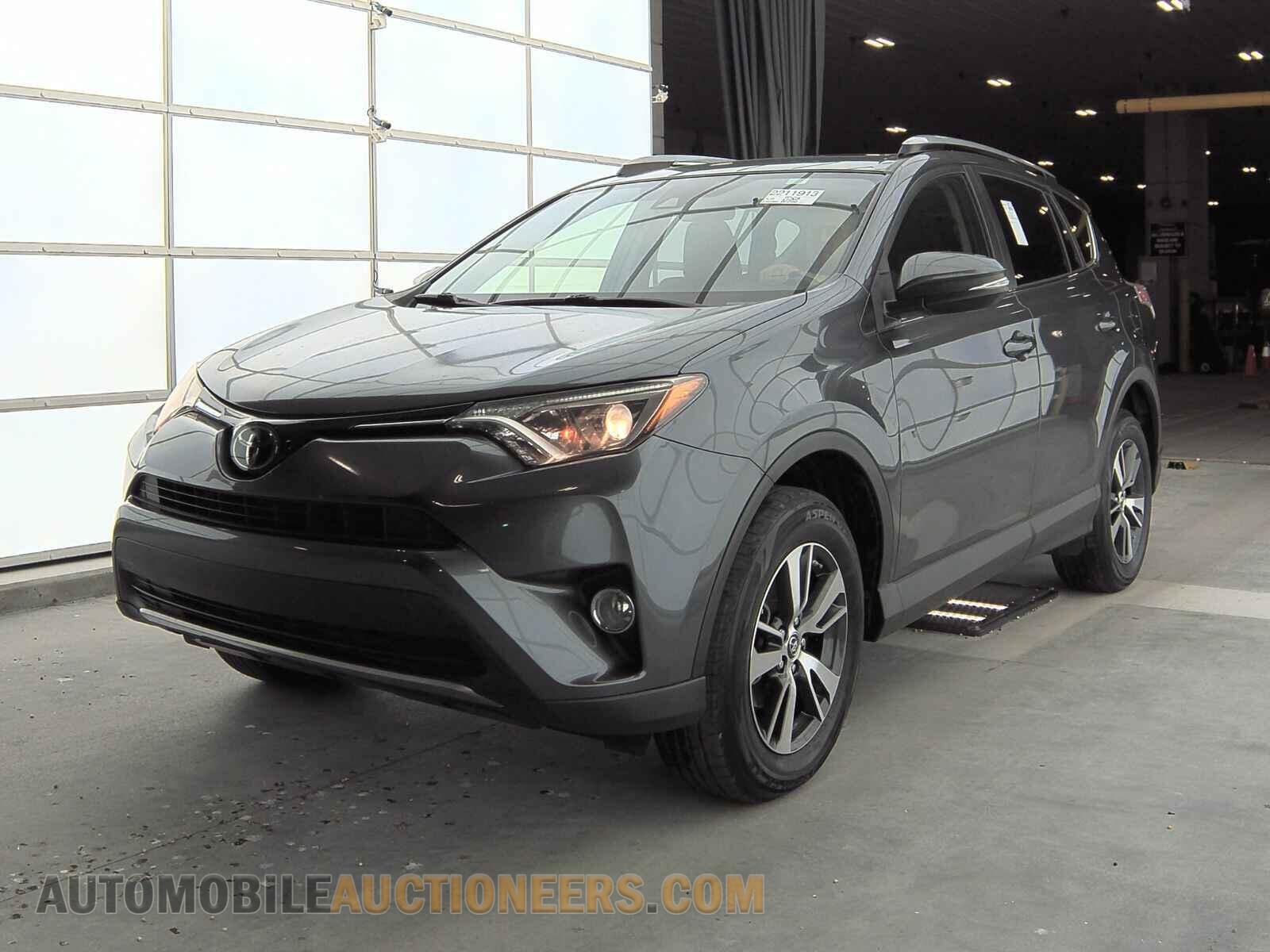 JTMWFREV3JD116708 Toyota RAV4 2018