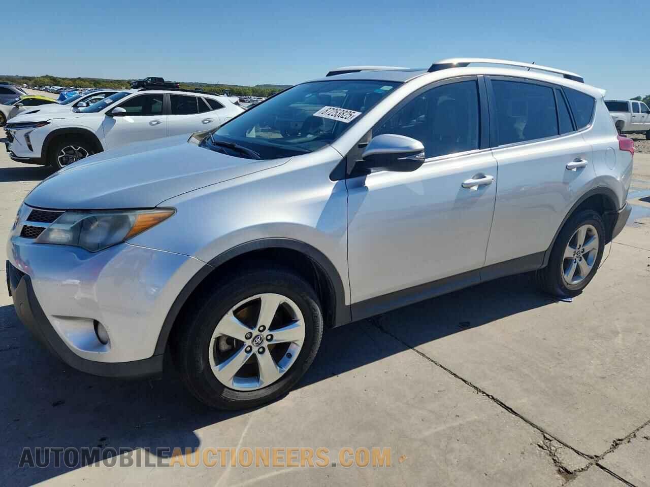 JTMWFREV4FD048829 TOYOTA RAV4 2015