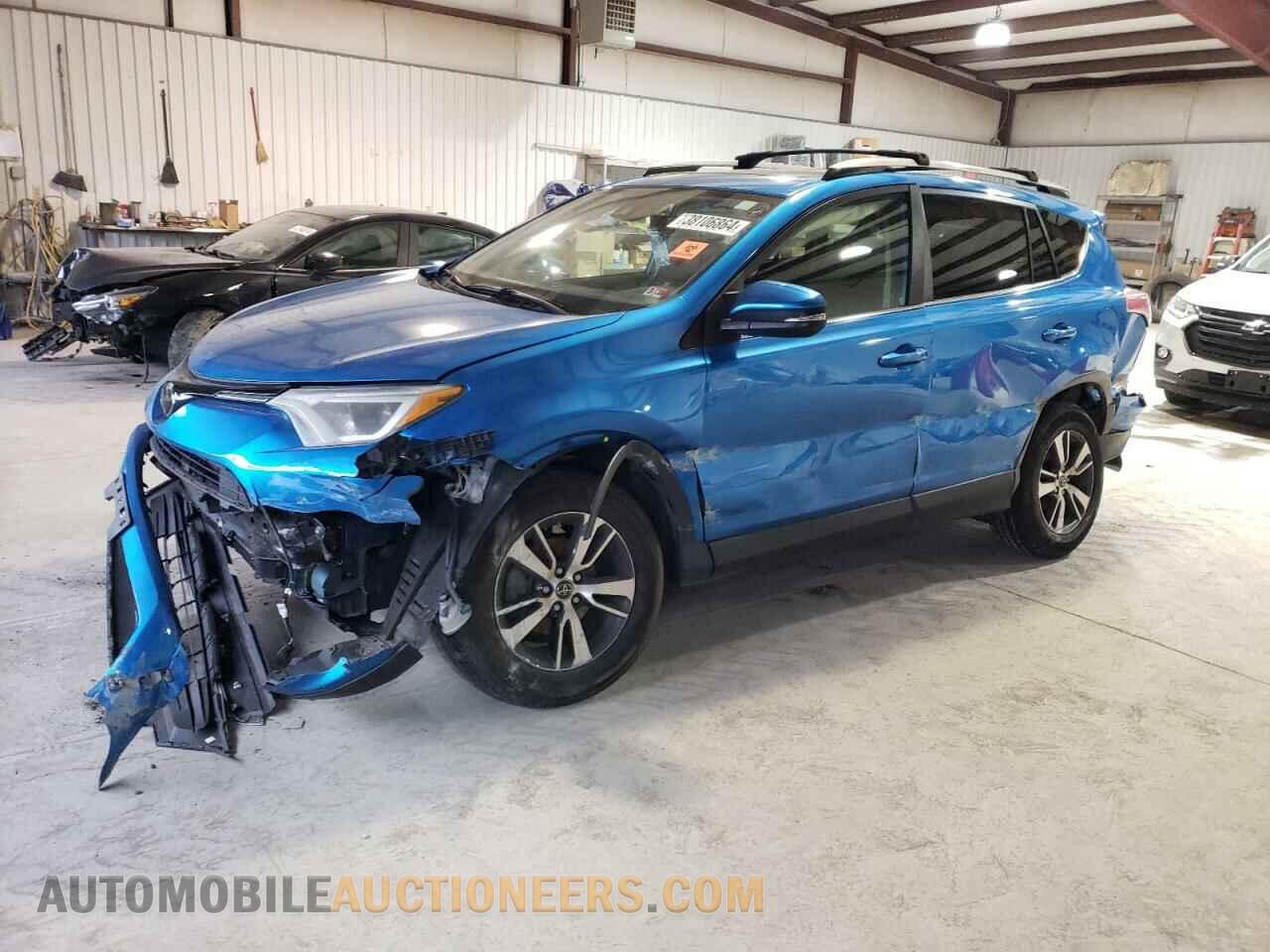 JTMWFREV4HD093174 TOYOTA RAV4 2017