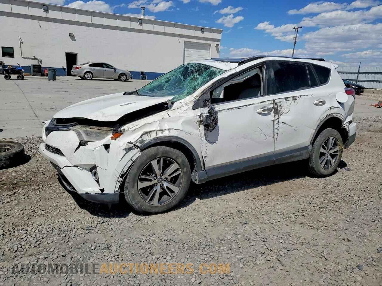 JTMWFREV4JD133372 TOYOTA RAV4 2018