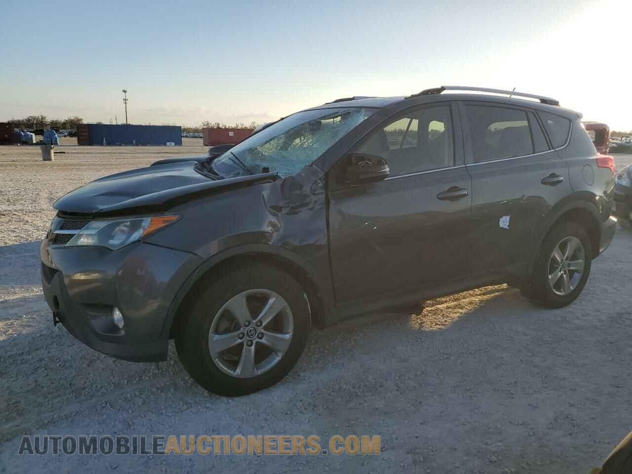 JTMWFREV5FD057846 TOYOTA RAV4 2015